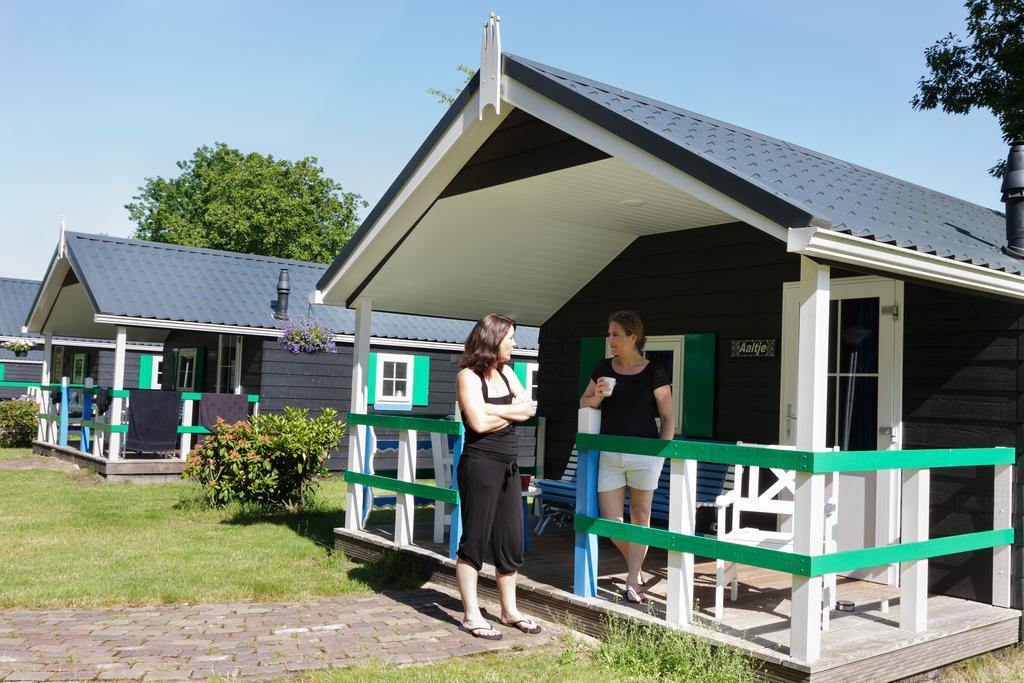 Familiecamping De Vossenburcht IJhorst 部屋 写真
